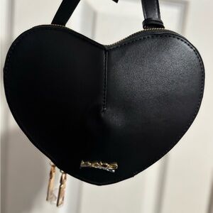 Black Heart-Shaped Women's Bag